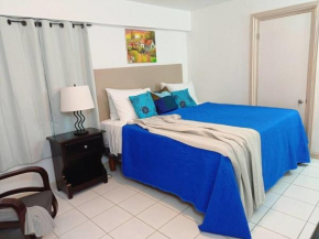 Hideaway at Montego Stay - Foxtail Palm Suite